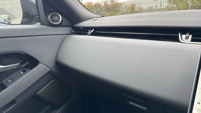 Land Rover Range Rover Evoque 1.5 P270e Hoxton Edition 5dr Auto Hatchback - Image 26
